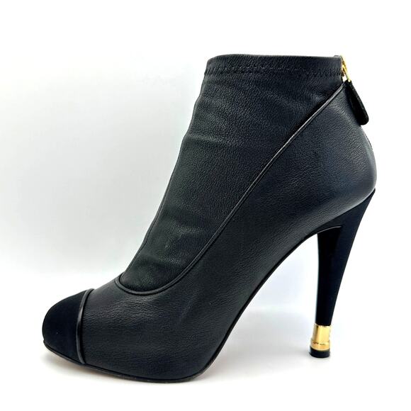 CHANEL Black Lambskin Leather Ankle Boots with Gold Tip Heels IT 38.5 - Picture 1 of 16